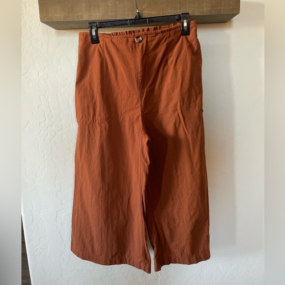 Good Luck Gem|Burnt Orange Rust cropped wide leg pants, stretchy waist•Large - Picture 14 of 14